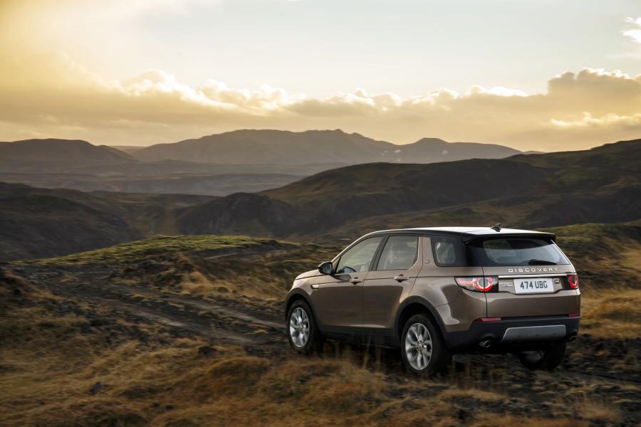  Land Rover Discovery Sport HSE Luxury 2015 года  (фото 49 из 62)
